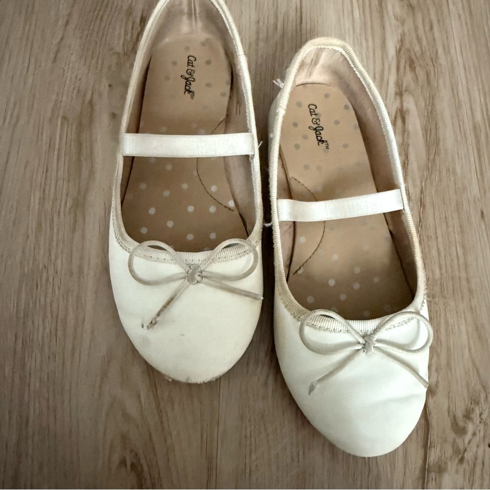 Cat & Jack White Kids Dress Shoes